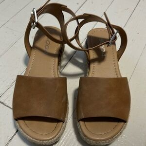 Girls size 2 shoes sandals